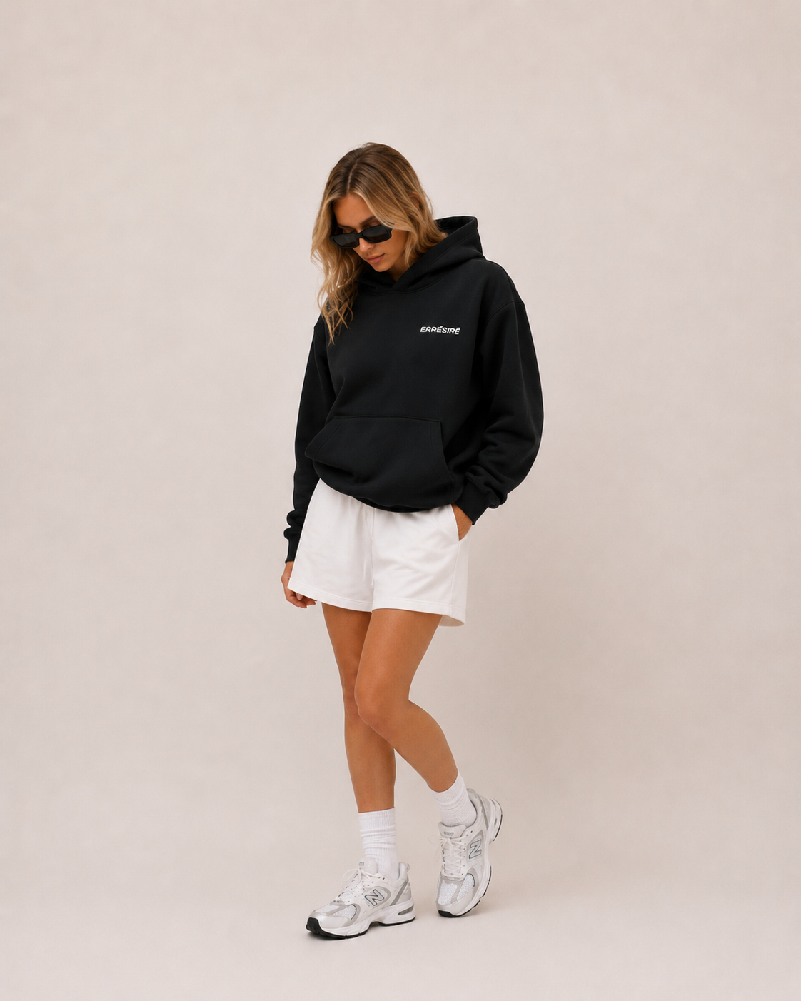 HOODIE BLACK